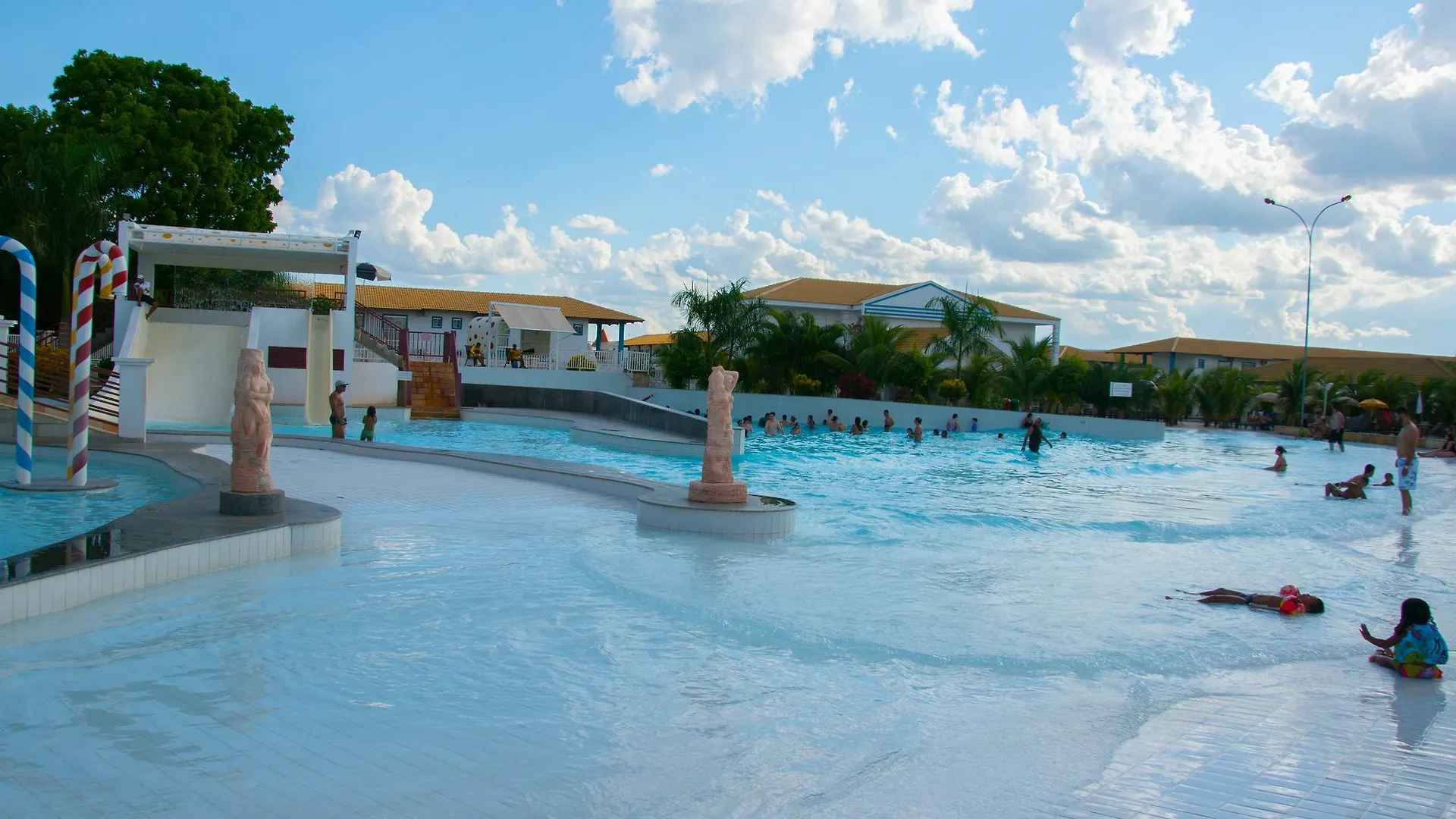 Abd Turismo - Lacqua Diroma II Caldas Novas Hotel